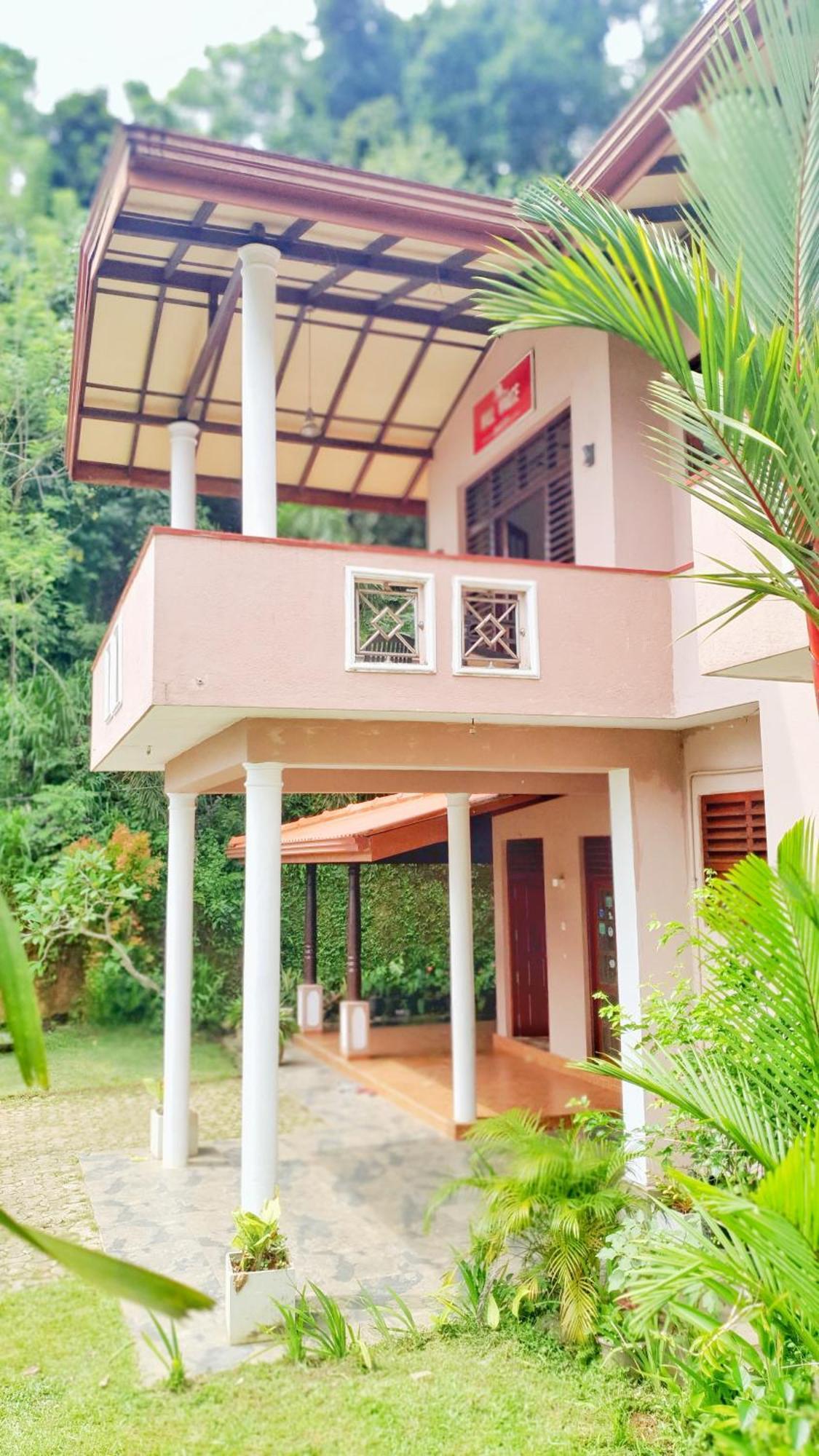 Hill House Guest Hotel Mirissa Exterior foto