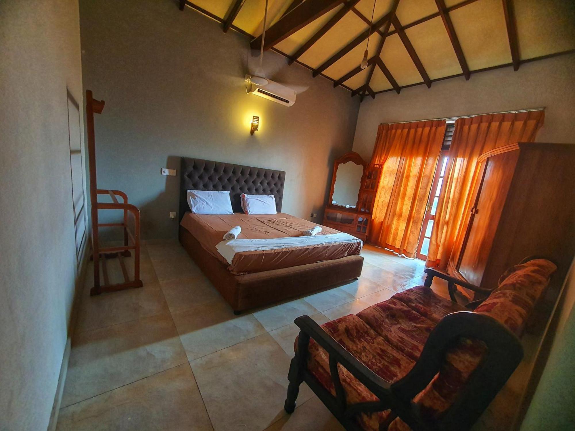 Hill House Guest Hotel Mirissa Exterior foto